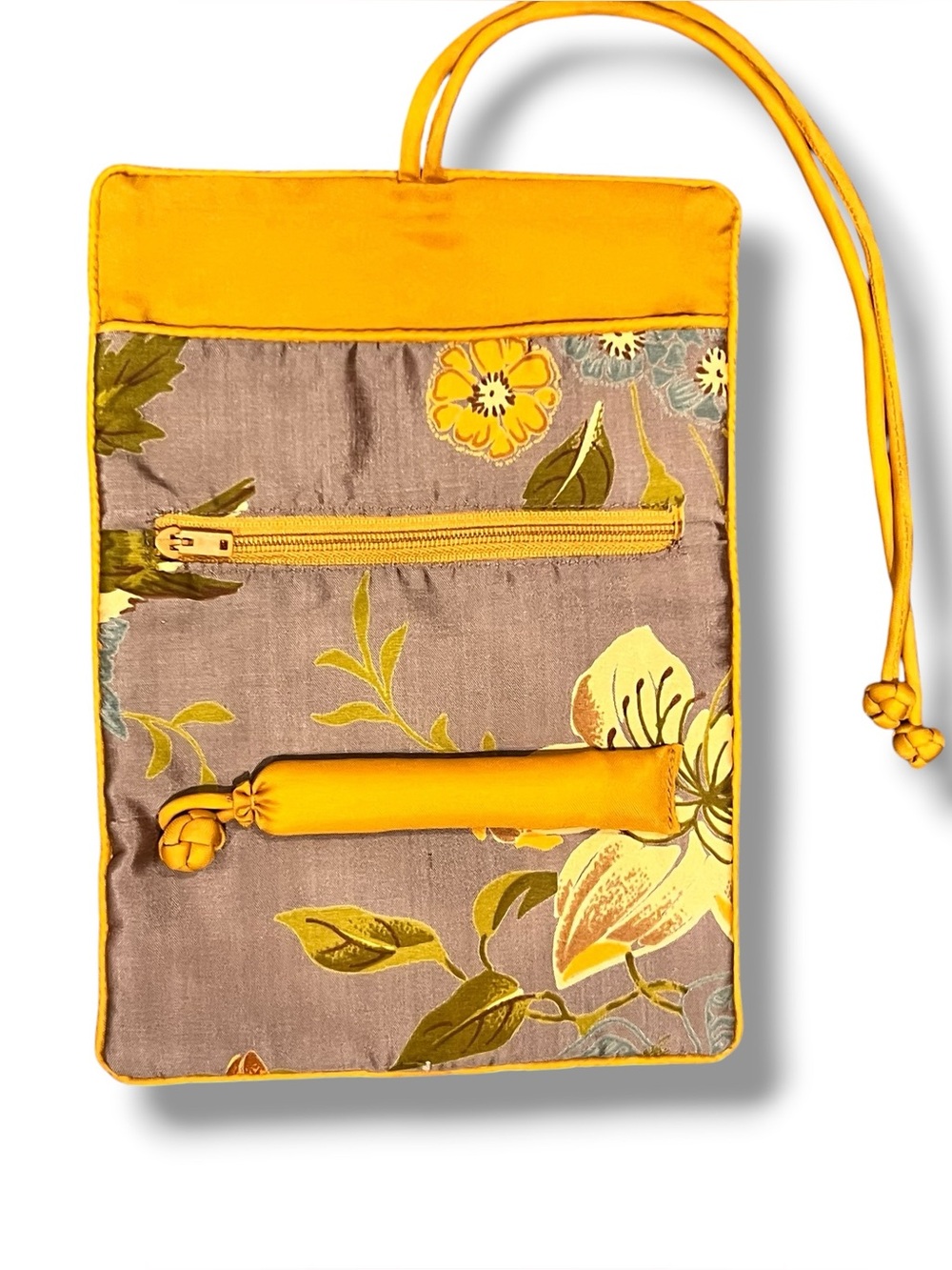 Regalo Travel Cosmetic Bag Baroque Mustard Yellow Tan Jewelry Organizer NEW! D-3